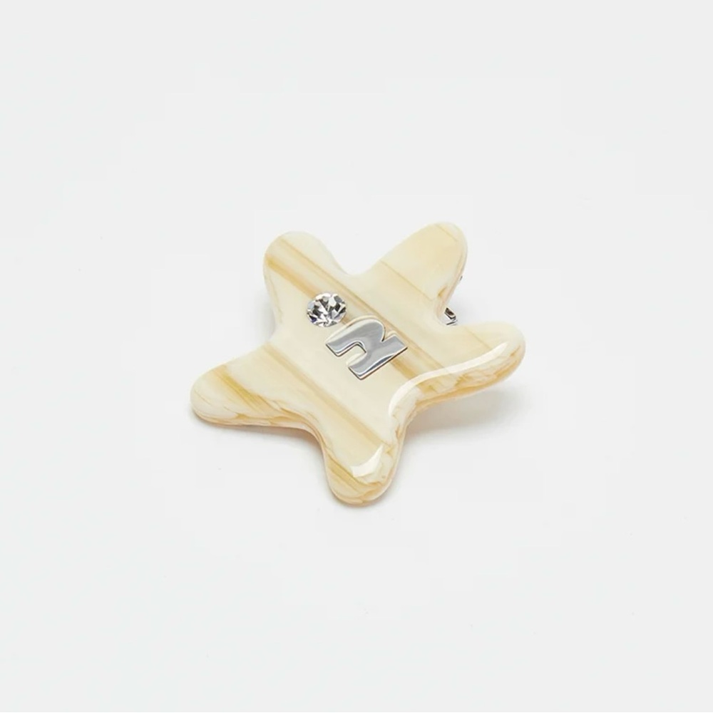 Tagi Star Shape Yellow Single Piece Hairclip